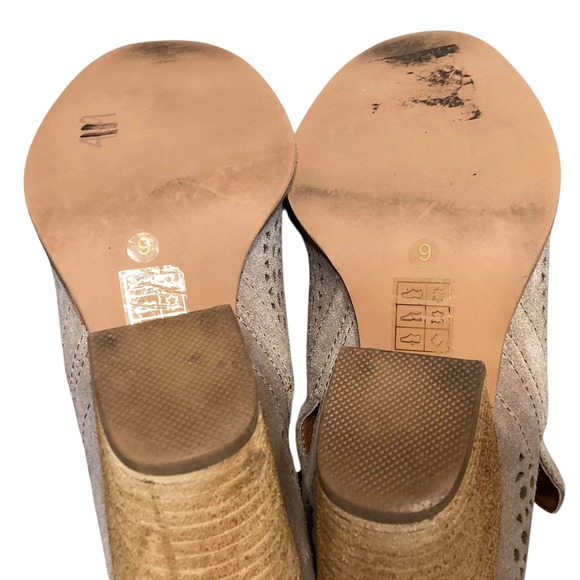 Jeffrey Campbell Suede Laser Cut Ankle Booties Block Heel Tan Women's Size 9 - Picture 9 of 10